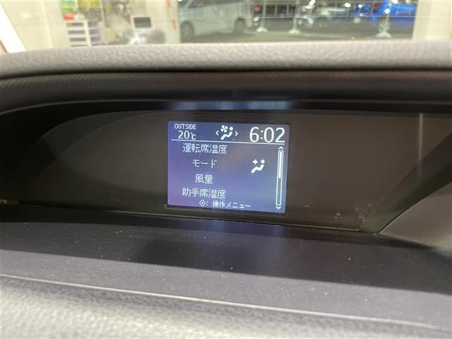 ZS 4WD/純正メモリナビ/フルセグ/Bluetooth/両側パワスラ/ETC/エンジンスターター/スマートキー/バックカメラ/アイドリングストップ(6枚目)