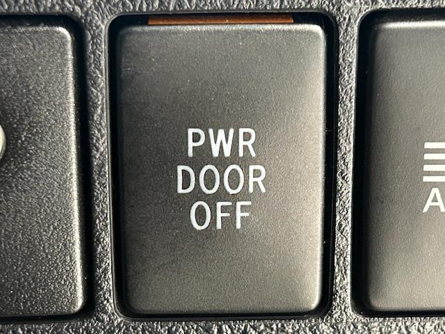 アルファード 2.5S Aパッケージ ワンオーナー/4WD/トヨタセーフティセンス/プリクラッシュセーフティ/レーダークルーズコントロール/レーントレーシングアシスト/オートマチックハイビーム/ロードサインアシスト/純正ナビ/後席モニター(8枚目)