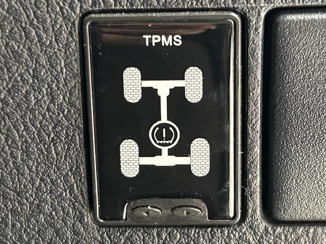 アルファード 2.5S Aパッケージ ワンオーナー/4WD/トヨタセーフティセンス/プリクラッシュセーフティ/レーダークルーズコントロール/レーントレーシングアシスト/オートマチックハイビーム/ロードサインアシスト/純正ナビ/後席モニター(31枚目)