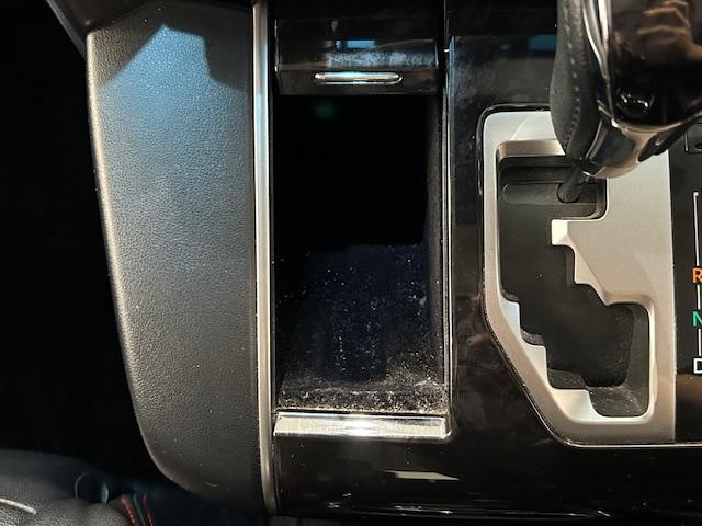 アルファード 2.5S Aパッケージ ワンオーナー/4WD/トヨタセーフティセンス/プリクラッシュセーフティ/レーダークルーズコントロール/レーントレーシングアシスト/オートマチックハイビーム/ロードサインアシスト/純正ナビ/後席モニター(41枚目)