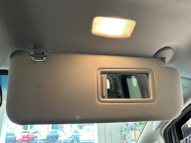 アルファード 2.5S Aパッケージ ワンオーナー/4WD/トヨタセーフティセンス/プリクラッシュセーフティ/レーダークルーズコントロール/レーントレーシングアシスト/オートマチックハイビーム/ロードサインアシスト/純正ナビ/後席モニター(53枚目)