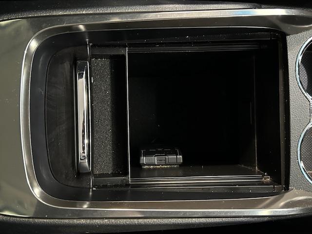 アルファード 2.5S Aパッケージ ワンオーナー/4WD/トヨタセーフティセンス/プリクラッシュセーフティ/レーダークルーズコントロール/レーントレーシングアシスト/オートマチックハイビーム/ロードサインアシスト/純正ナビ/後席モニター(61枚目)