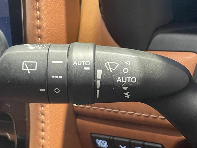 ヴェルファイアハイブリッド Z プレミア 純正デジタルインナーミラー/純正ユニバーサルステップ/トヨタセーフティーセンス/純正ナビ/アイドリングストップ/電子パーキング/ステアリングヒーター/パワーシート/エアシート/LEDヘッドライト(36枚目)