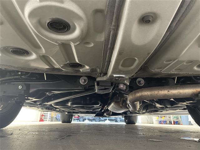 ヴェルファイアハイブリッド Z プレミア 純正デジタルインナーミラー/純正ユニバーサルステップ/トヨタセーフティーセンス/純正ナビ/アイドリングストップ/電子パーキング/ステアリングヒーター/パワーシート/エアシート/LEDヘッドライト(79枚目)