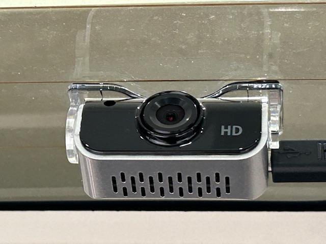 セレナ XV 衝突軽減ブレーキ/レーンキープアシスト/ブラインドスポットモニター/クリアランスソナー/標識認識機能/純正ナビ/アラウンドビューモニター/ETC/前後ドラレコ/純正フリップダウンモニター/両側パワスラ(12枚目)