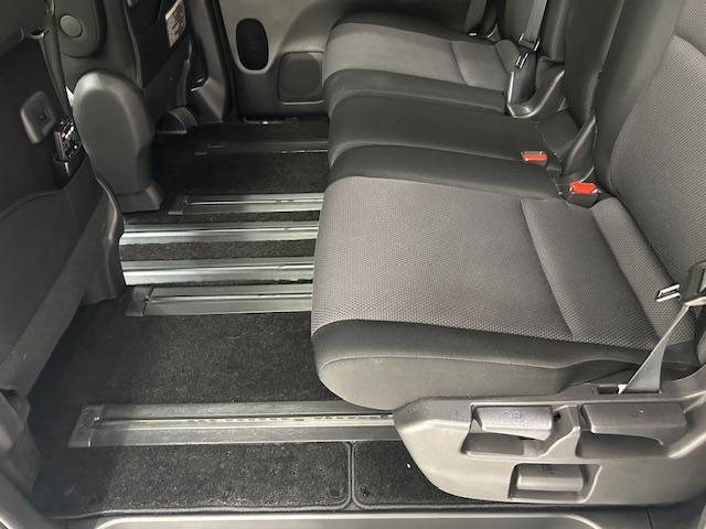 セレナ XV 衝突軽減ブレーキ/レーンキープアシスト/ブラインドスポットモニター/クリアランスソナー/標識認識機能/純正ナビ/アラウンドビューモニター/ETC/前後ドラレコ/純正フリップダウンモニター/両側パワスラ(55枚目)