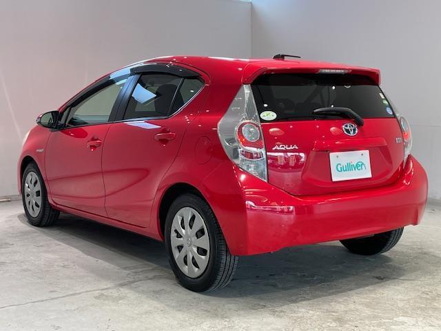 アクア G 純正ナビ/Bluetooth/CD/DVD/フルセグTV/AM/FM/ETC/バックカメラ/シートヒーター/ECOモード/EVモード/革巻きステアリング/ステアリングスイッチ/オートライト(20枚目)