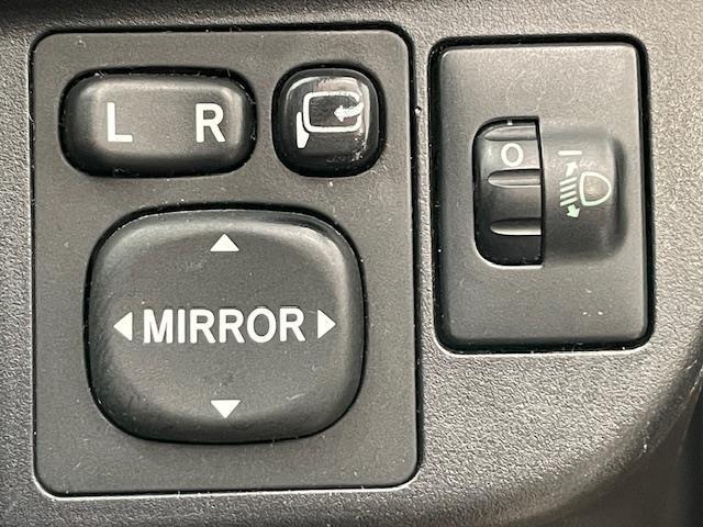 アクア G 純正ナビ/Bluetooth/CD/DVD/フルセグTV/AM/FM/ETC/バックカメラ/シートヒーター/ECOモード/EVモード/革巻きステアリング/ステアリングスイッチ/オートライト(31枚目)