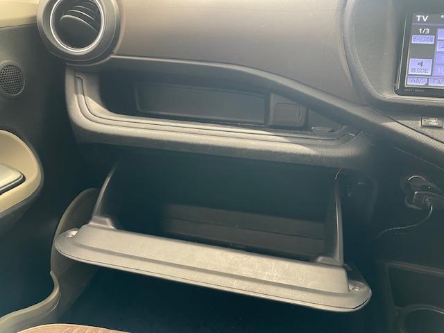 アクア G 純正ナビ/Bluetooth/CD/DVD/フルセグTV/AM/FM/ETC/バックカメラ/シートヒーター/ECOモード/EVモード/革巻きステアリング/ステアリングスイッチ/オートライト(34枚目)