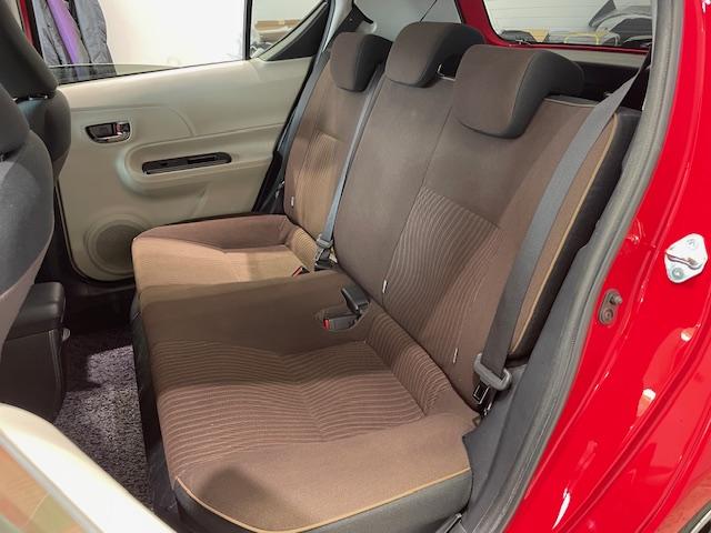 アクア G 純正ナビ/Bluetooth/CD/DVD/フルセグTV/AM/FM/ETC/バックカメラ/シートヒーター/ECOモード/EVモード/革巻きステアリング/ステアリングスイッチ/オートライト(57枚目)