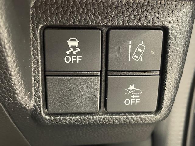 N-BOXカスタム G・Lホンダセンシング ホンダセンシング/社外ナビ/Bluetooth/フルセグTV/ビルドインETC/USB/バックカメラ/ECO/レーンキープアシスト/コーナーセンサー後/サンシェード/ドライブレコーダー/オートライト(13枚目)