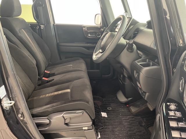 N-BOXカスタム G・Lホンダセンシング ホンダセンシング/社外ナビ/Bluetooth/フルセグTV/ビルドインETC/USB/バックカメラ/ECO/レーンキープアシスト/コーナーセンサー後/サンシェード/ドライブレコーダー/オートライト(14枚目)