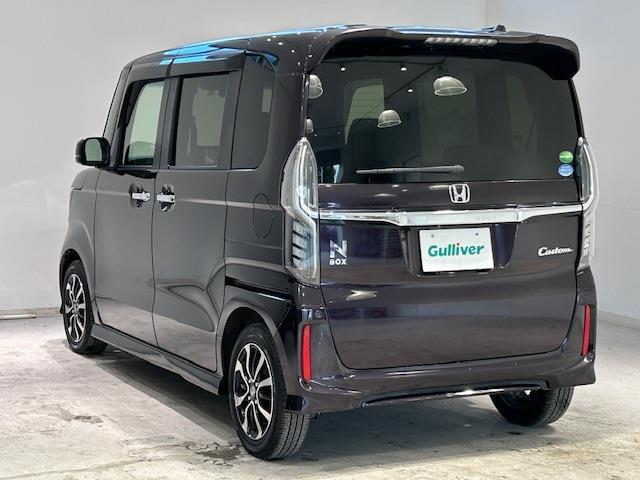 N-BOXカスタム G・Lホンダセンシング ホンダセンシング/社外ナビ/Bluetooth/フルセグTV/ビルドインETC/USB/バックカメラ/ECO/レーンキープアシスト/コーナーセンサー後/サンシェード/ドライブレコーダー/オートライト(20枚目)