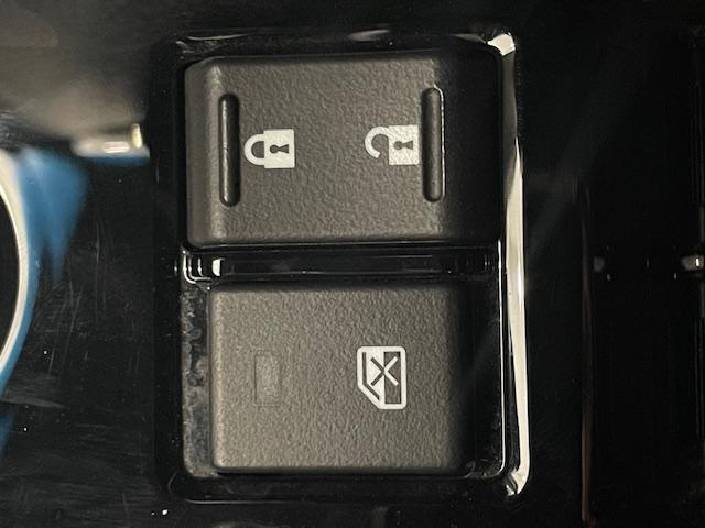 N-BOXカスタム G・Lホンダセンシング ホンダセンシング/社外ナビ/Bluetooth/フルセグTV/ビルドインETC/USB/バックカメラ/ECO/レーンキープアシスト/コーナーセンサー後/サンシェード/ドライブレコーダー/オートライト(62枚目)