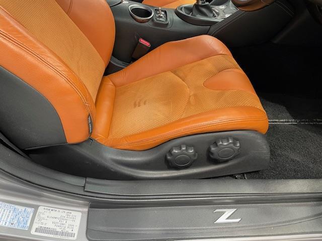 フェアレディZ バージョンST 6速MT/BOSEサウンド/パワーシート/シートヒーター/純正水温系/フジツボマフラー/レーダー/フロアマット純正/ETC/オートエアコン/Bluetooth(16枚目)