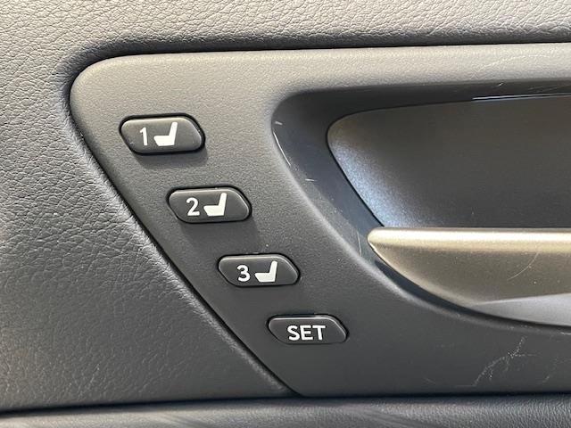 IS IS500 Fスポーツパフォーマンス レクサスセーフティー/純正ナビ/フルセグ/BT/CD/DVD/全周囲カメラ/マークレビンソンサウンド/Fスポドアミラーカバー/ブラックキャリパー/シートメモリー/パワーシート/シートメモリー(10枚目)