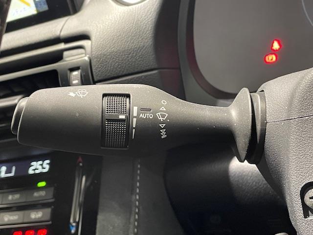 IS IS500 Fスポーツパフォーマンス レクサスセーフティー/純正ナビ/フルセグ/BT/CD/DVD/全周囲カメラ/マークレビンソンサウンド/Fスポドアミラーカバー/ブラックキャリパー/シートメモリー/パワーシート/シートメモリー(31枚目)