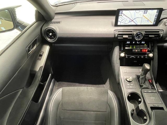 IS IS500 Fスポーツパフォーマンス レクサスセーフティー/純正ナビ/フルセグ/BT/CD/DVD/全周囲カメラ/マークレビンソンサウンド/Fスポドアミラーカバー/ブラックキャリパー/シートメモリー/パワーシート/シートメモリー(51枚目)