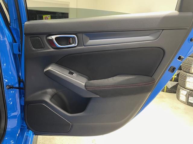 シビック タイプR ホンダセンシング/ホンダセLogR/ホンダコネクトディスプレイ/ブレンボキャリパー/10.2インチデジタルグラフィックメーター/フルセグ/Bluetooth/ETC/カープレイ/レーダークルーズ(46枚目)