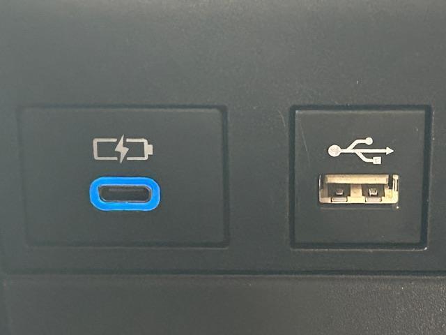 ノア ハイブリッドＳ－Ｚ　ホンダセンシング／ホンダセＬｏｇＲ／ホンダコネクトディスプレイ／ブレンボキャリパー／１０．２インチデジタルグラフィックメーター／フルセグ／Ｂｌｕｅｔｏｏｔｈ／ＥＴＣ／カープレイ／レーダークルーズ（31枚目）