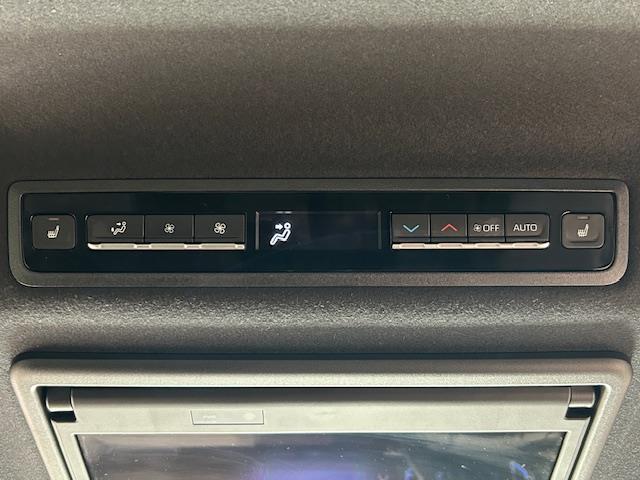 ノア ハイブリッドＳ－Ｚ　ホンダセンシング／ホンダセＬｏｇＲ／ホンダコネクトディスプレイ／ブレンボキャリパー／１０．２インチデジタルグラフィックメーター／フルセグ／Ｂｌｕｅｔｏｏｔｈ／ＥＴＣ／カープレイ／レーダークルーズ（38枚目）