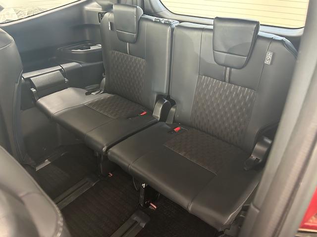 ノア ハイブリッドＳ－Ｚ　ホンダセンシング／ホンダセＬｏｇＲ／ホンダコネクトディスプレイ／ブレンボキャリパー／１０．２インチデジタルグラフィックメーター／フルセグ／Ｂｌｕｅｔｏｏｔｈ／ＥＴＣ／カープレイ／レーダークルーズ（56枚目）