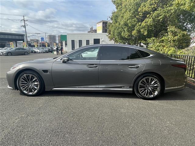 ◆商談ルームには「キッズスペース」を完備しています。ＤＶＤ、ブロック、絵本、おままごとセット。お子様連れでも、ゆっくりとお車をお選びいただけます！