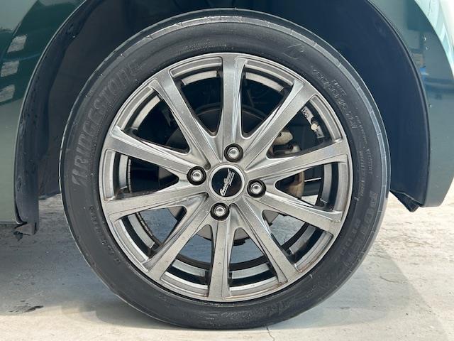 N-BOX G ターボSSパッケージ ターボ/シティブレーキアクティブシステム/クルーズコントロール/純正ナビ/ETC/ドライブレコーダー/パドルシフト/シートヒータ/チップアップシート/LEDヘッドライト/オートライト/純正フロアマット(17枚目)