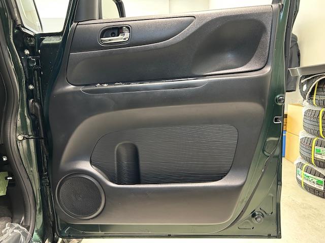 N-BOX G ターボSSパッケージ ターボ/シティブレーキアクティブシステム/クルーズコントロール/純正ナビ/ETC/ドライブレコーダー/パドルシフト/シートヒータ/チップアップシート/LEDヘッドライト/オートライト/純正フロアマット(52枚目)