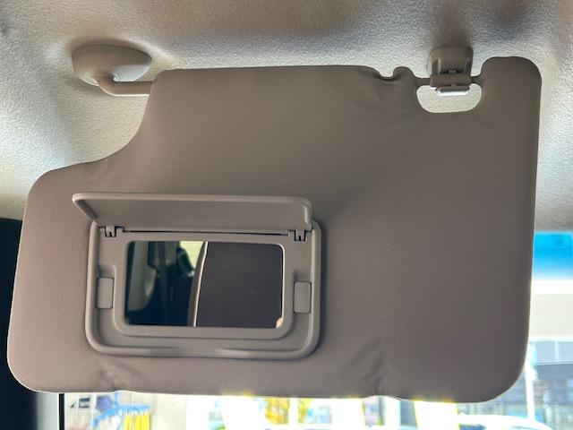 N-BOX G ターボSSパッケージ ターボ/シティブレーキアクティブシステム/クルーズコントロール/純正ナビ/ETC/ドライブレコーダー/パドルシフト/シートヒータ/チップアップシート/LEDヘッドライト/オートライト/純正フロアマット(63枚目)