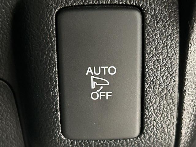 N-BOX G ターボSSパッケージ ターボ/シティブレーキアクティブシステム/クルーズコントロール/純正ナビ/ETC/ドライブレコーダー/パドルシフト/シートヒータ/チップアップシート/LEDヘッドライト/オートライト/純正フロアマット(67枚目)