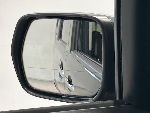 N-BOX G ターボSSパッケージ ターボ/シティブレーキアクティブシステム/クルーズコントロール/純正ナビ/ETC/ドライブレコーダー/パドルシフト/シートヒータ/チップアップシート/LEDヘッドライト/オートライト/純正フロアマット(68枚目)