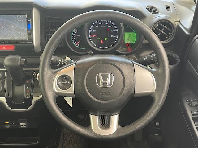 N-BOX G・Lパッケージ シティブレーキアクティブシステム/誤発進抑制機能/横滑り防止装置/衝突被害軽減システム/純正ナビ/バックカメラ/アイドリングストップ/プッシュスタート/純正フロアマット/社外スタッドレスタイヤ(22枚目)