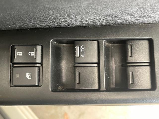 N-BOX G・Lパッケージ シティブレーキアクティブシステム/誤発進抑制機能/横滑り防止装置/衝突被害軽減システム/純正ナビ/バックカメラ/アイドリングストップ/プッシュスタート/純正フロアマット/社外スタッドレスタイヤ(33枚目)