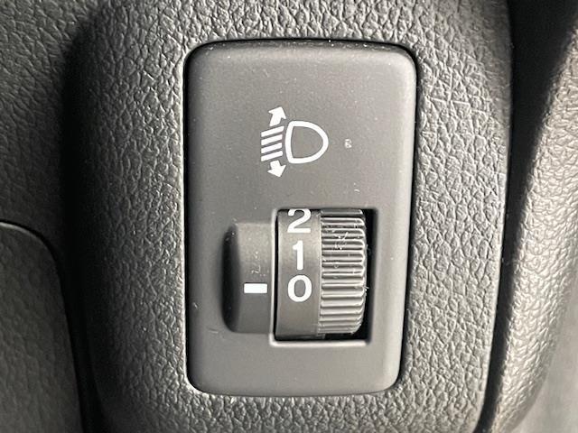 N-BOX G・Lパッケージ シティブレーキアクティブシステム/誤発進抑制機能/横滑り防止装置/衝突被害軽減システム/純正ナビ/バックカメラ/アイドリングストップ/プッシュスタート/純正フロアマット/社外スタッドレスタイヤ(34枚目)