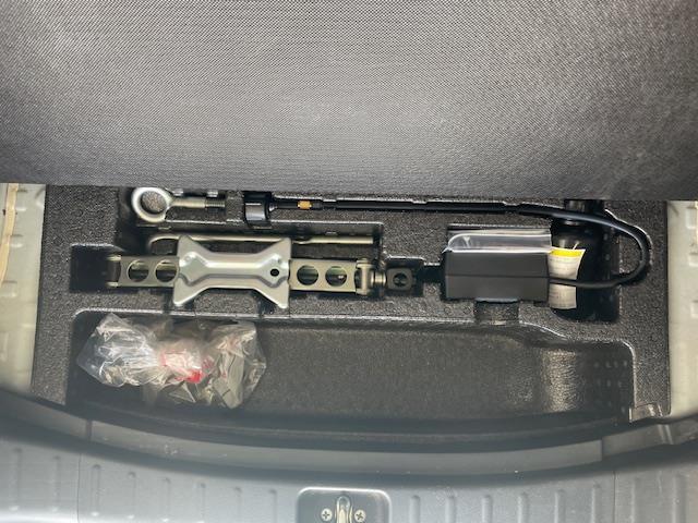 N-BOX G・Lパッケージ シティブレーキアクティブシステム/誤発進抑制機能/横滑り防止装置/衝突被害軽減システム/純正ナビ/バックカメラ/アイドリングストップ/プッシュスタート/純正フロアマット/社外スタッドレスタイヤ(35枚目)