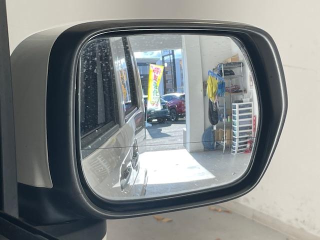 N-BOX G・Lパッケージ シティブレーキアクティブシステム/誤発進抑制機能/横滑り防止装置/衝突被害軽減システム/純正ナビ/バックカメラ/アイドリングストップ/プッシュスタート/純正フロアマット/社外スタッドレスタイヤ(71枚目)