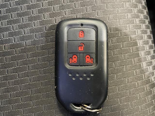 ステップワゴンスパーダ スパーダハイブリッド　Ｇ　ホンダセンシング　ホンダセンシング／衝突軽減ブレーキ／クルーズコントロール／レーンキープ／純正ナビ／バックカメラ／後席モニター／両側パワースライドドア／電子パーキング／オートブレーキホールド／ＥＴＣ／ドライブレコーダー（34枚目）