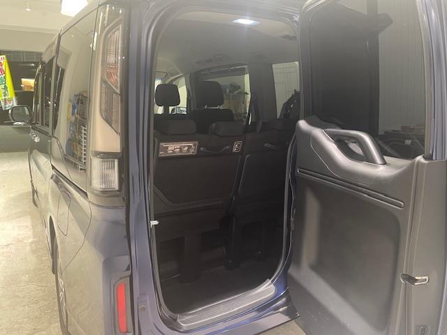 ステップワゴンスパーダ スパーダハイブリッド　Ｇ　ホンダセンシング　ホンダセンシング／衝突軽減ブレーキ／クルーズコントロール／レーンキープ／純正ナビ／バックカメラ／後席モニター／両側パワースライドドア／電子パーキング／オートブレーキホールド／ＥＴＣ／ドライブレコーダー（36枚目）