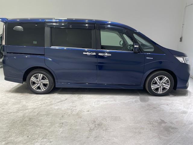 ステップワゴンスパーダ スパーダハイブリッド　Ｇ　ホンダセンシング　ホンダセンシング／衝突軽減ブレーキ／クルーズコントロール／レーンキープ／純正ナビ／バックカメラ／後席モニター／両側パワースライドドア／電子パーキング／オートブレーキホールド／ＥＴＣ／ドライブレコーダー（41枚目）