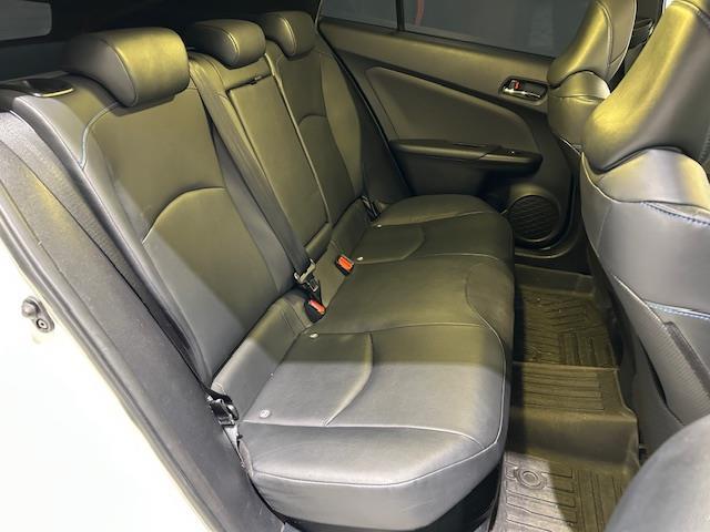 プリウス Ａツーリングセレクション　トヨタセーフティーセンス／ＢＳＭ／衝突軽減支援システム／レーダークルーズ／ＨＵＤ／レーンディパーチャーアラート／レーンキープアシスト／クリアランスソナー／モデリスタエアロ／純正９型ナビ（16枚目）