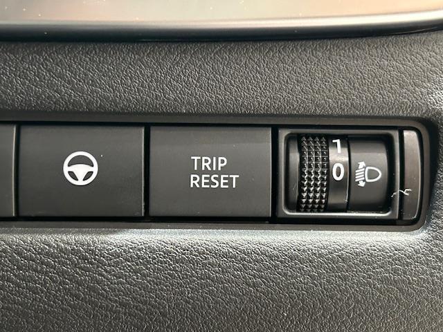 エクストレイル Ｘ　ｅ－４ＯＲＣＥ　◇３６０°セーフティアシスト・プロパイロット／４ＷＤ・ダウンヒルアシスト／純正ナビ／ドライブレコーダー前後／ジタルインナーミラー／ブラインドスポットモニター／電子パーキング／オートブレーキホールド（8枚目）