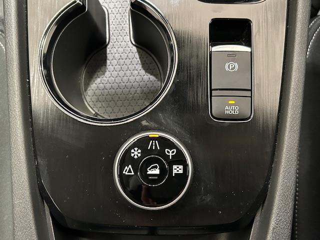 エクストレイル Ｘ　ｅ－４ＯＲＣＥ　◇３６０°セーフティアシスト・プロパイロット／４ＷＤ・ダウンヒルアシスト／純正ナビ／ドライブレコーダー前後／ジタルインナーミラー／ブラインドスポットモニター／電子パーキング／オートブレーキホールド（28枚目）