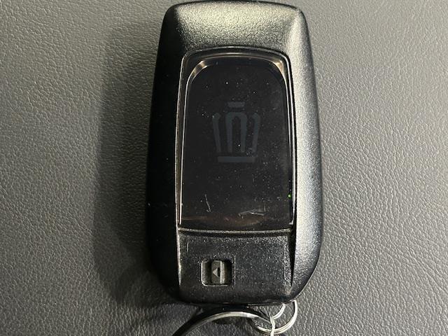 クラウンスポーツ Ｚ　モデリスタエアロ／トヨタセーフティセンス／純正ナビ／純正ＥＴＣ／バックカメラ／全方位カメラ／テレビキャンセラー／ステアリングスイッチ／レザーシート／シートヒーター／パワーシート／シートメモリー（13枚目）