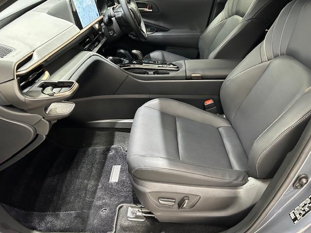 クラウンスポーツ Ｚ　モデリスタエアロ／トヨタセーフティセンス／純正ナビ／純正ＥＴＣ／バックカメラ／全方位カメラ／テレビキャンセラー／ステアリングスイッチ／レザーシート／シートヒーター／パワーシート／シートメモリー（60枚目）