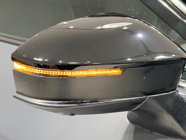 クラウンスポーツ Ｚ　モデリスタエアロ／トヨタセーフティセンス／純正ナビ／純正ＥＴＣ／バックカメラ／全方位カメラ／テレビキャンセラー／ステアリングスイッチ／レザーシート／シートヒーター／パワーシート／シートメモリー（66枚目）