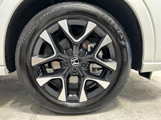ＺＲ－Ｖ ｅ：ＨＥＶ　Ｚ　ホンダセンシング／純正ナビ（ＨＯＮＤＡ　ＣＯＮＮＥＣＴ）全方位カメラ／純正ビルドインＥＴＣ／純正ドライブレコーダー（前後）／電動リアゲート／ハンズフリーアクセスパワーテールゲート／革巻きステアリング（17枚目）