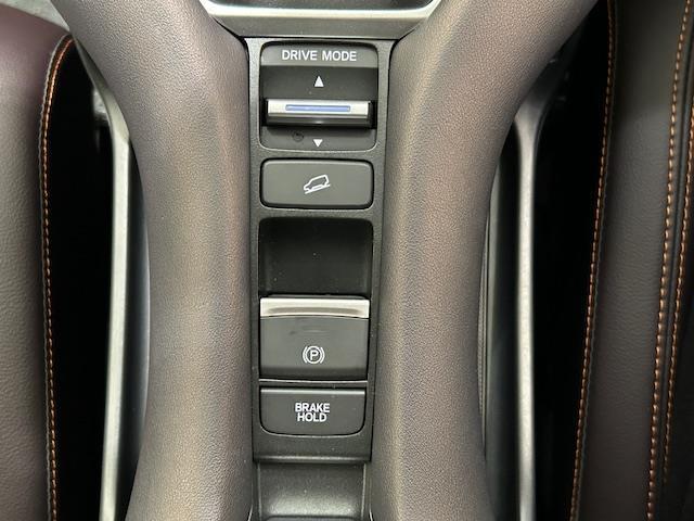 ＺＲ－Ｖ ｅ：ＨＥＶ　Ｚ　ホンダセンシング／純正ナビ（ＨＯＮＤＡ　ＣＯＮＮＥＣＴ）全方位カメラ／純正ビルドインＥＴＣ／純正ドライブレコーダー（前後）／電動リアゲート／ハンズフリーアクセスパワーテールゲート／革巻きステアリング（24枚目）