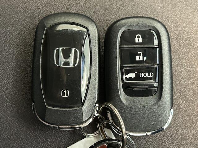 ＺＲ－Ｖ ｅ：ＨＥＶ　Ｚ　ホンダセンシング／純正ナビ（ＨＯＮＤＡ　ＣＯＮＮＥＣＴ）全方位カメラ／純正ビルドインＥＴＣ／純正ドライブレコーダー（前後）／電動リアゲート／ハンズフリーアクセスパワーテールゲート／革巻きステアリング（26枚目）