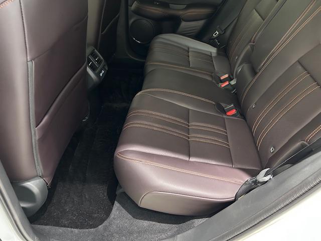 ＺＲ－Ｖ ｅ：ＨＥＶ　Ｚ　ホンダセンシング／純正ナビ（ＨＯＮＤＡ　ＣＯＮＮＥＣＴ）全方位カメラ／純正ビルドインＥＴＣ／純正ドライブレコーダー（前後）／電動リアゲート／ハンズフリーアクセスパワーテールゲート／革巻きステアリング（47枚目）